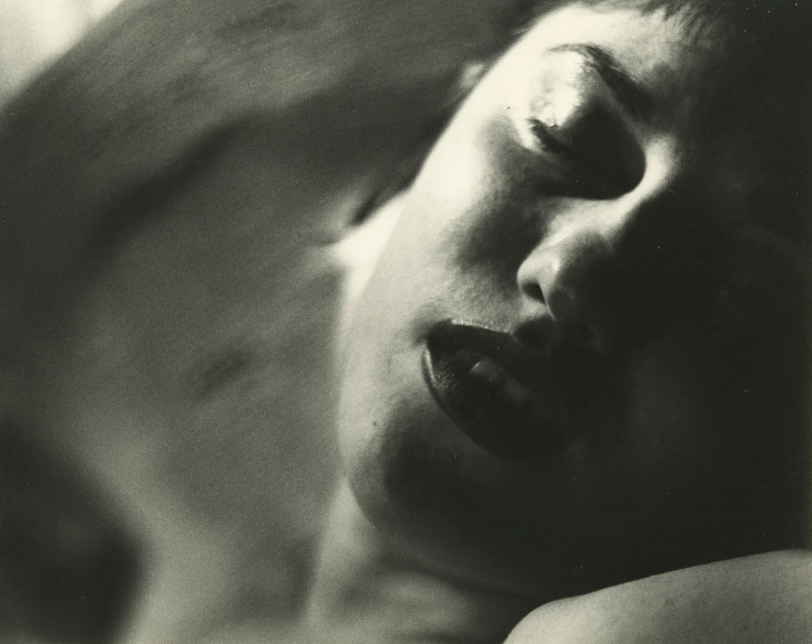 Saul Leiter Fay (nude), c.1948 Gelatin silver print; printed 1970s 7 3/4 x 9 7/8 inches