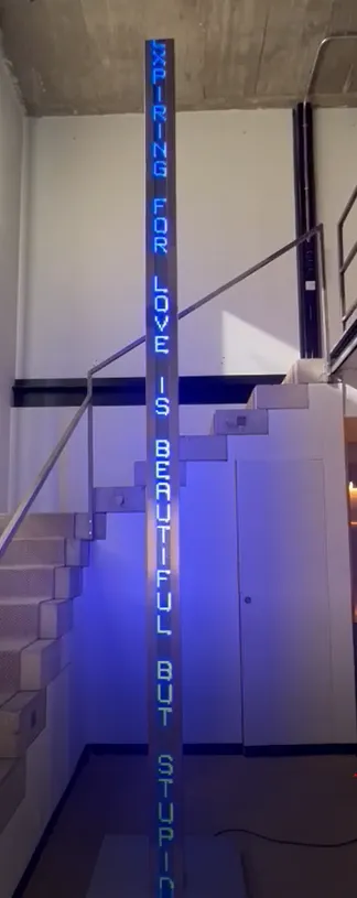 Jenny Holzer, Blue Tower, 2007