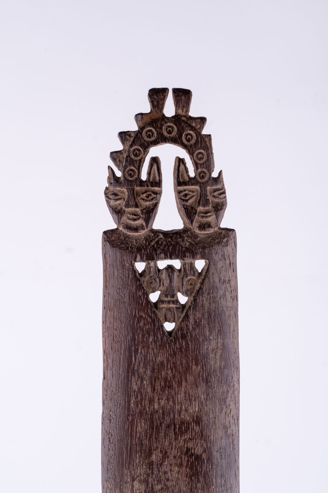 A Huari textile implement