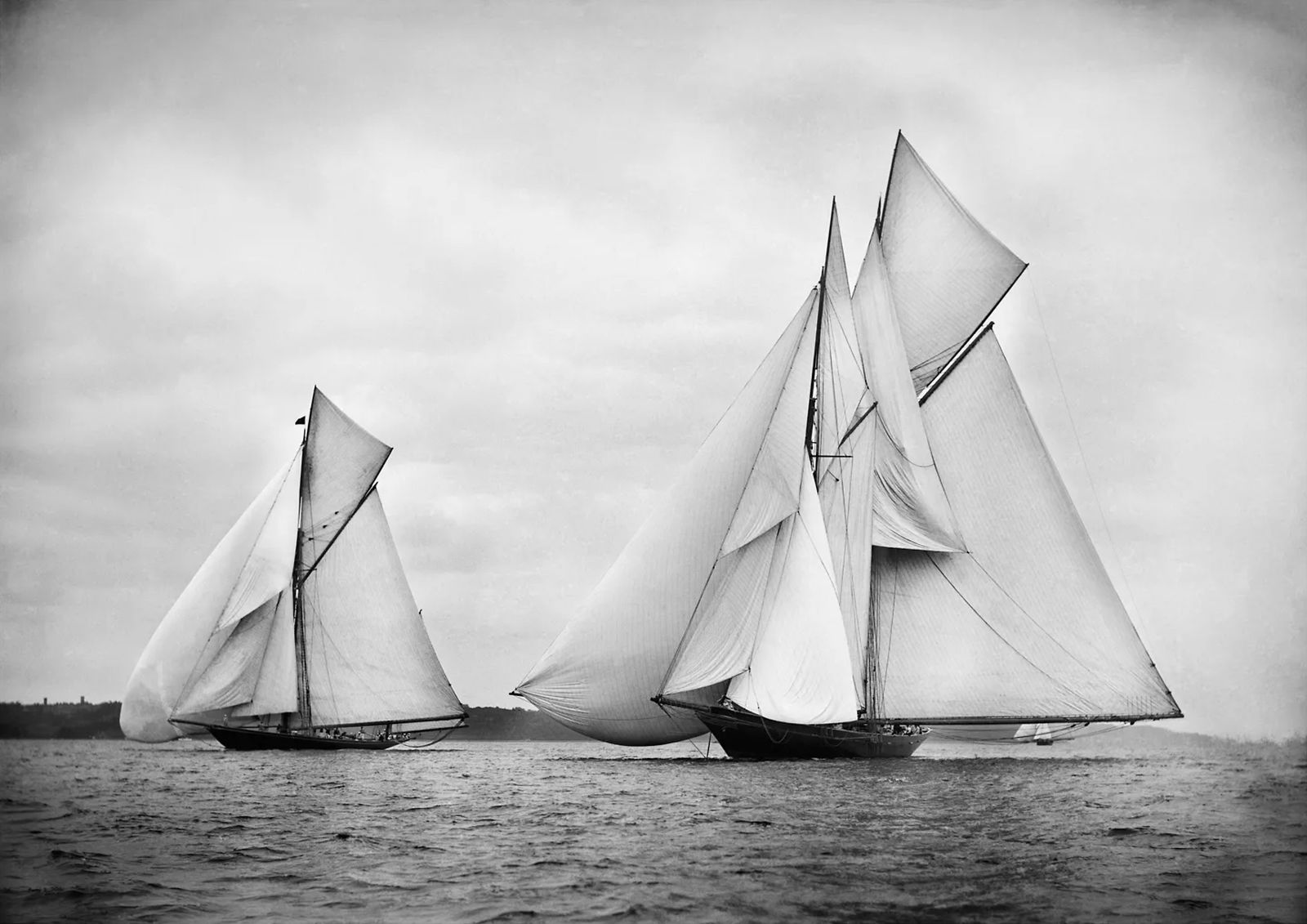 Beken Of Cowes Archive, Sailing Yacht Satanita &Rainbow, 1898