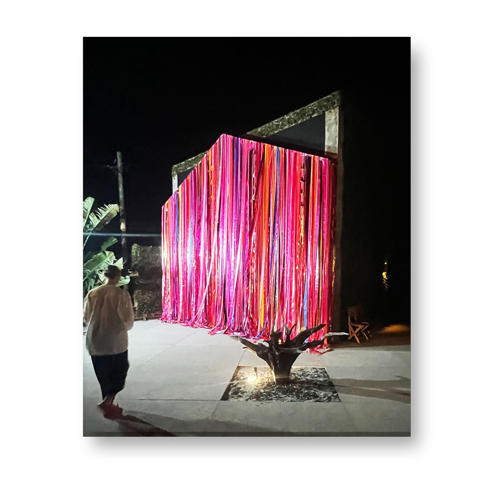 Carlos Betancourt and Alberto Latorre, El Milagro de tus Ojos (site specific installation, façade), 2023