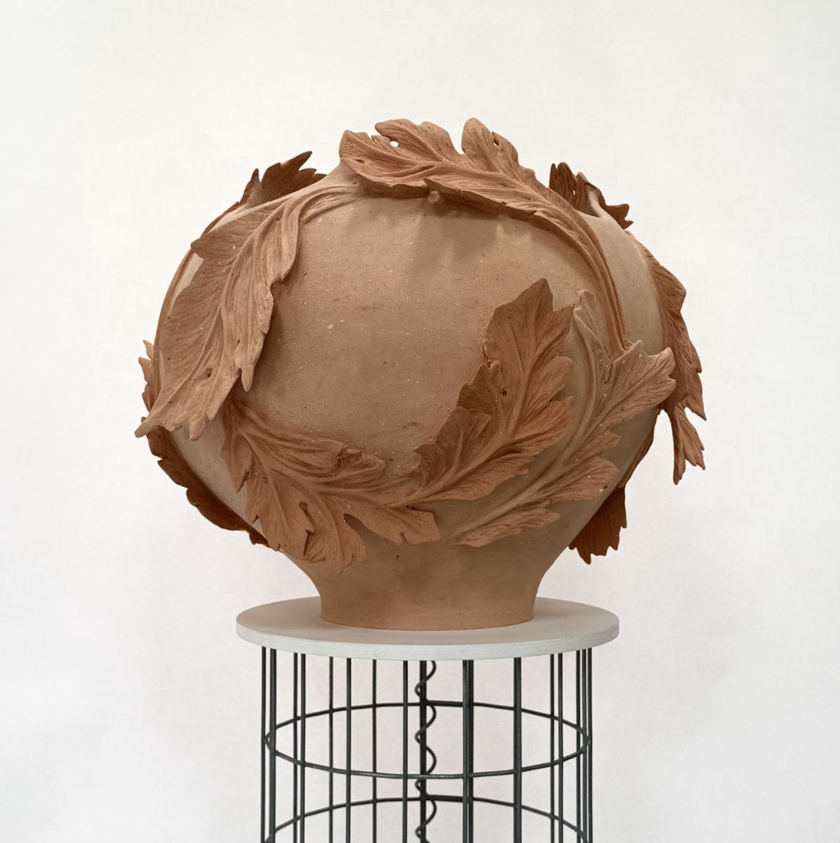Marina Nimmo, Acanthus Wreath Vase , 2025