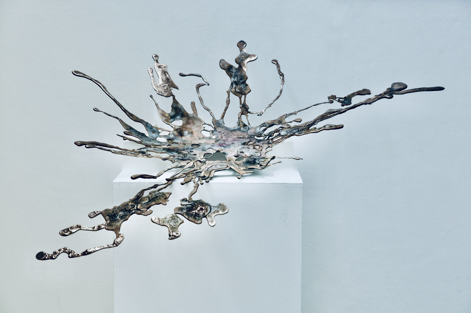 Wendy Bell, Untouched Liquid, 2020