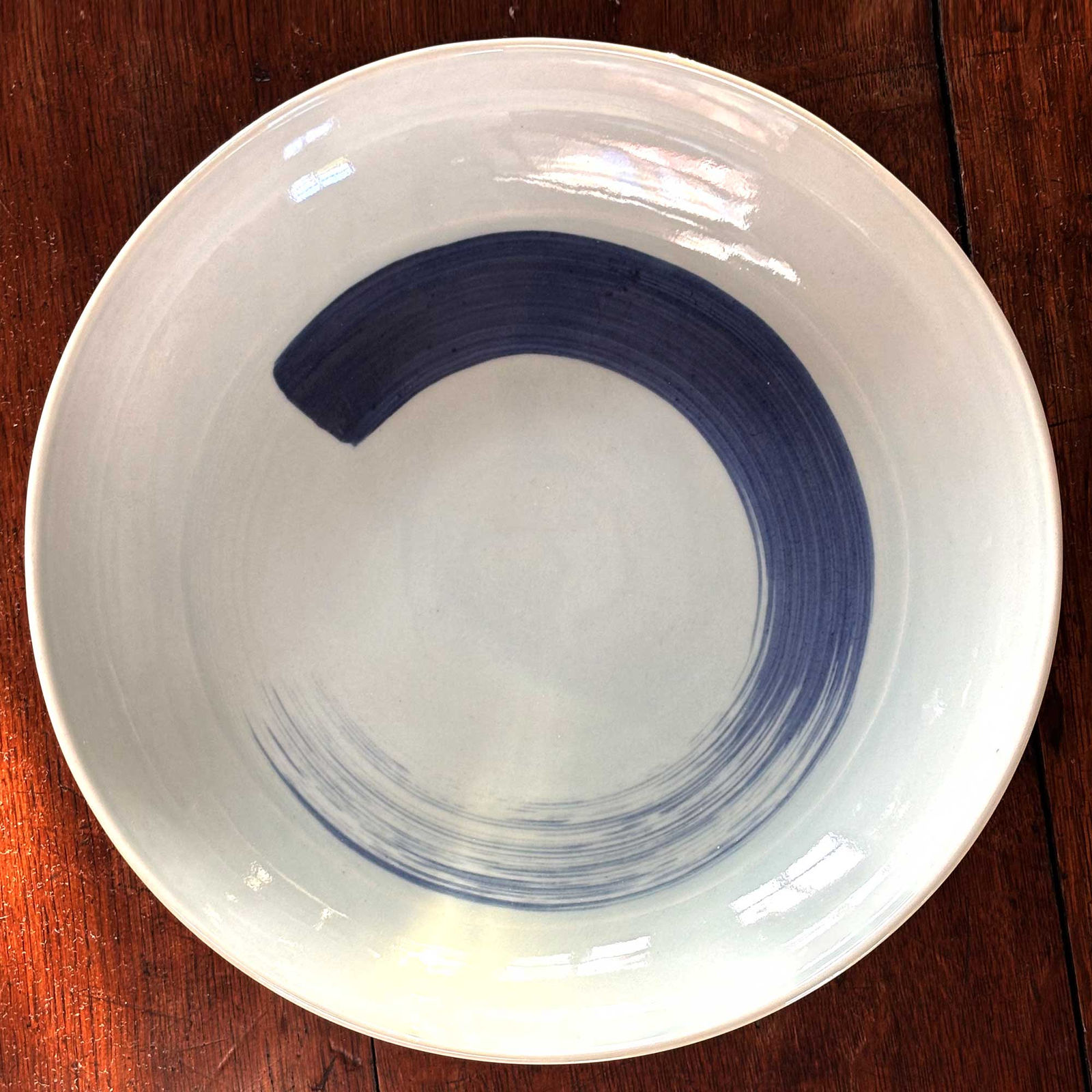 Cecilia Willis, Medium Green and Celadon Dish with blue brush decoration, 2026