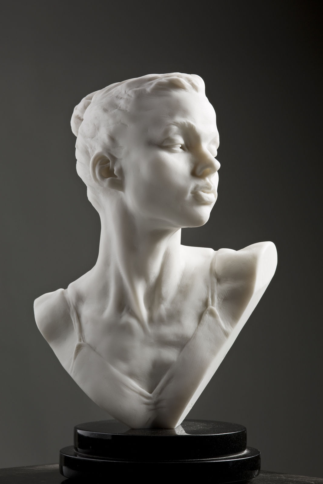 Richard MacDonald, Katherine Bust, Atelier, Marble Resin, 2017