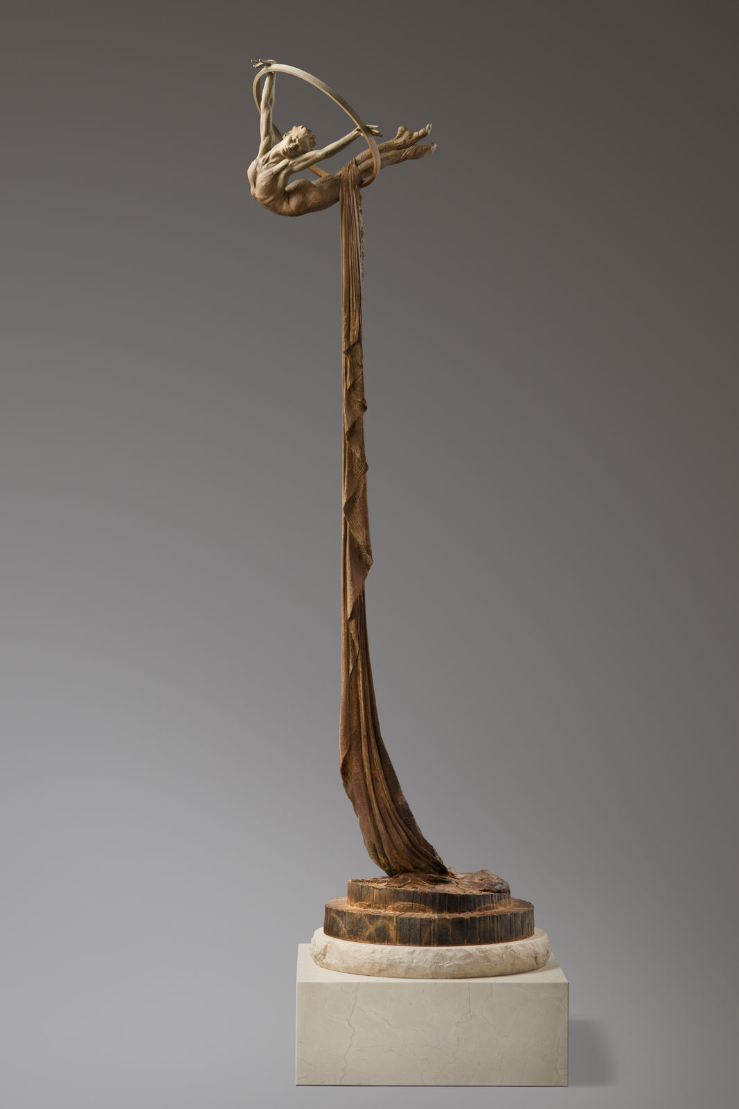 Richard MacDonald , Elena II Ascending, 2015