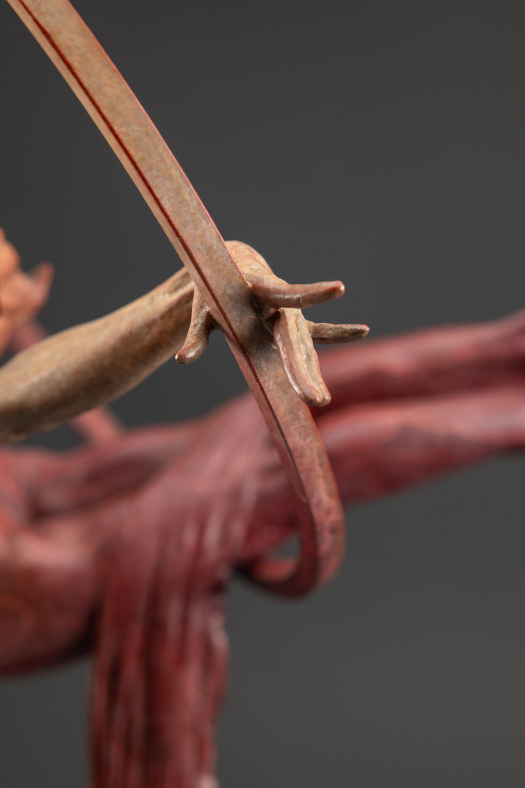 Richard MacDonald, Elena Red, Atelier , 2024