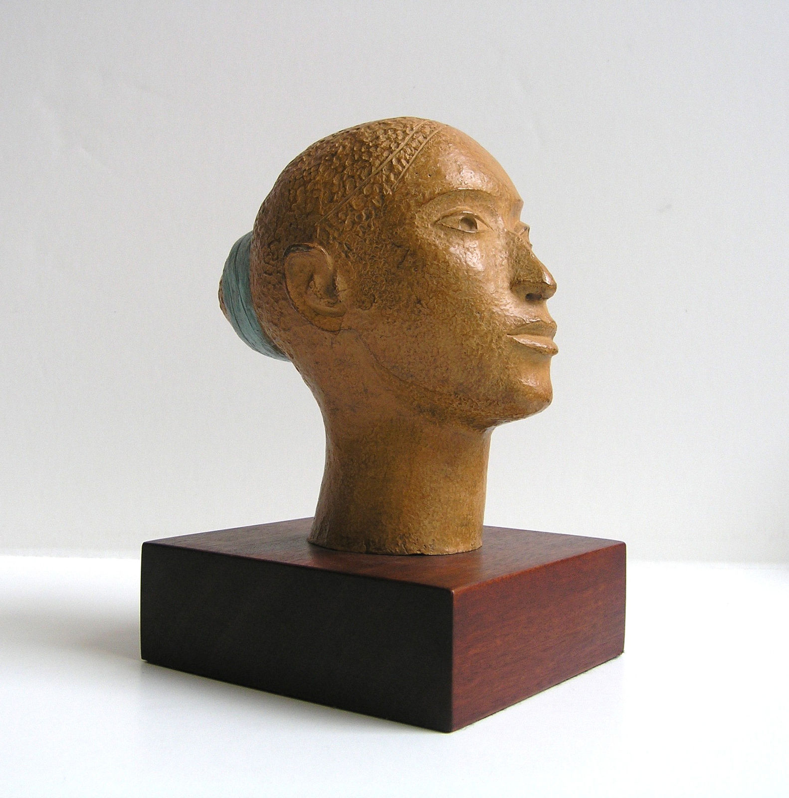 Elizabeth Catlett, Naima, 1999
