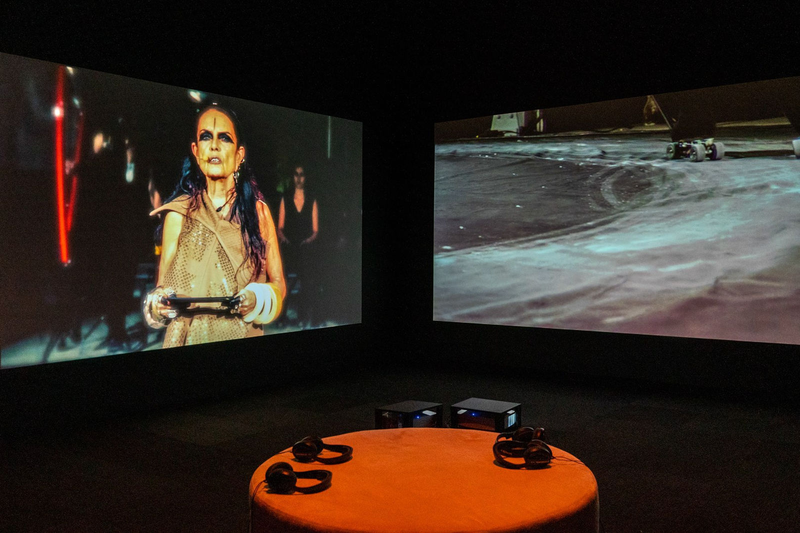 Caecilia Tripp, Scoring the Black Hole, 2016