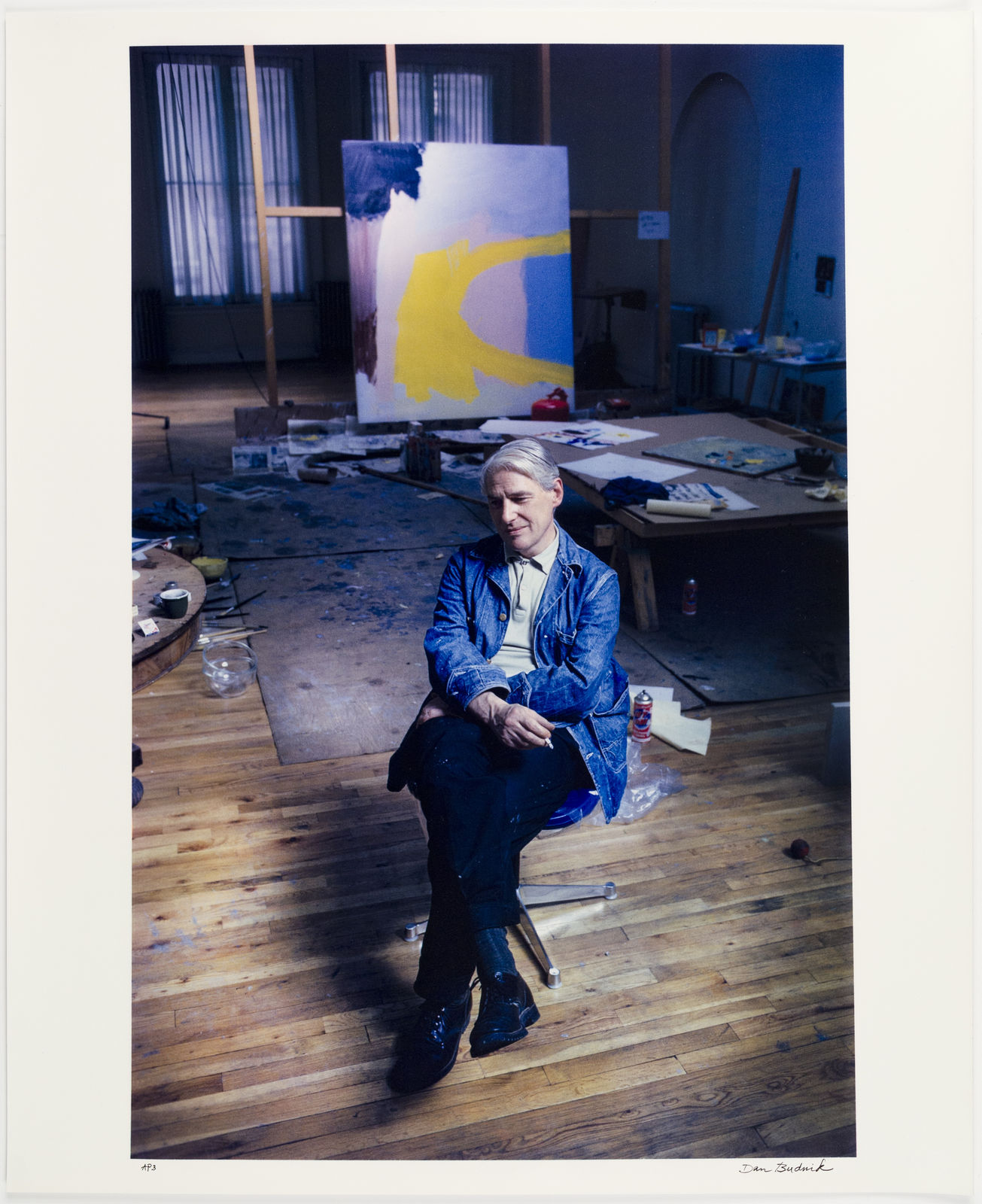 Dan Budnik - Picturing Artists (1950s - 1960s), 40 Dye Transfer Prints, Artist Proof Set, Willem de Kooning - resting, 831 Broadway studio, New York, 1962
