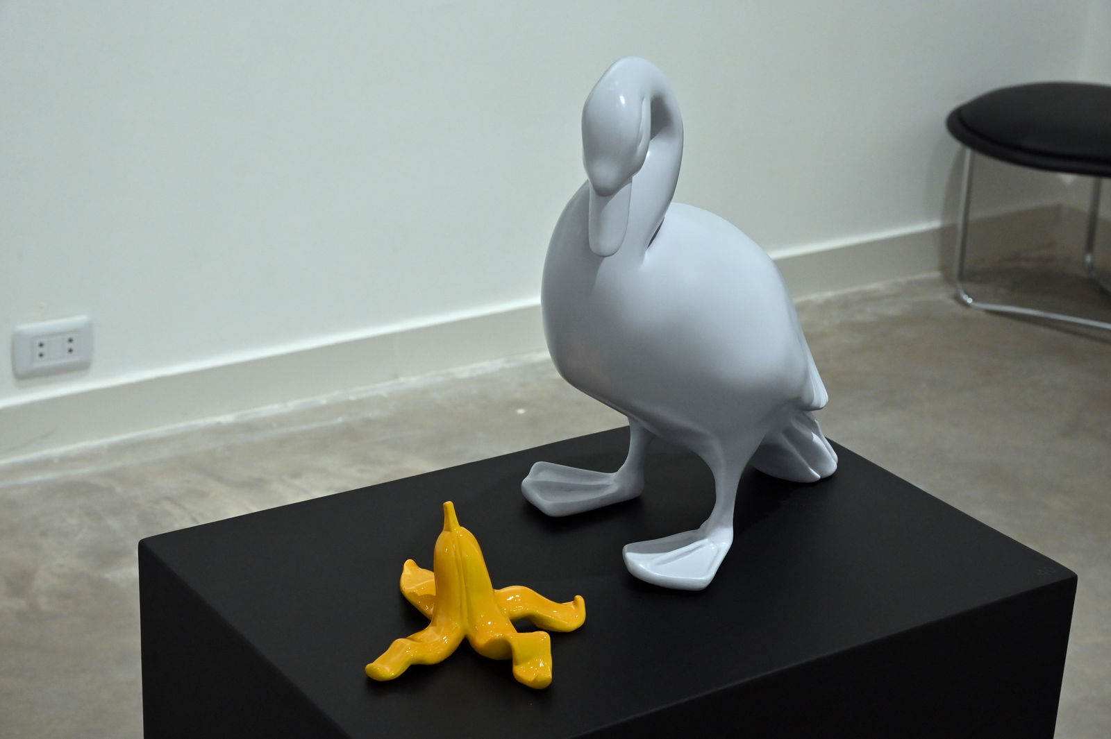 Batoul Rahhal, Beauty or something like it, 2025, Fibreglass, 52x31x41cm