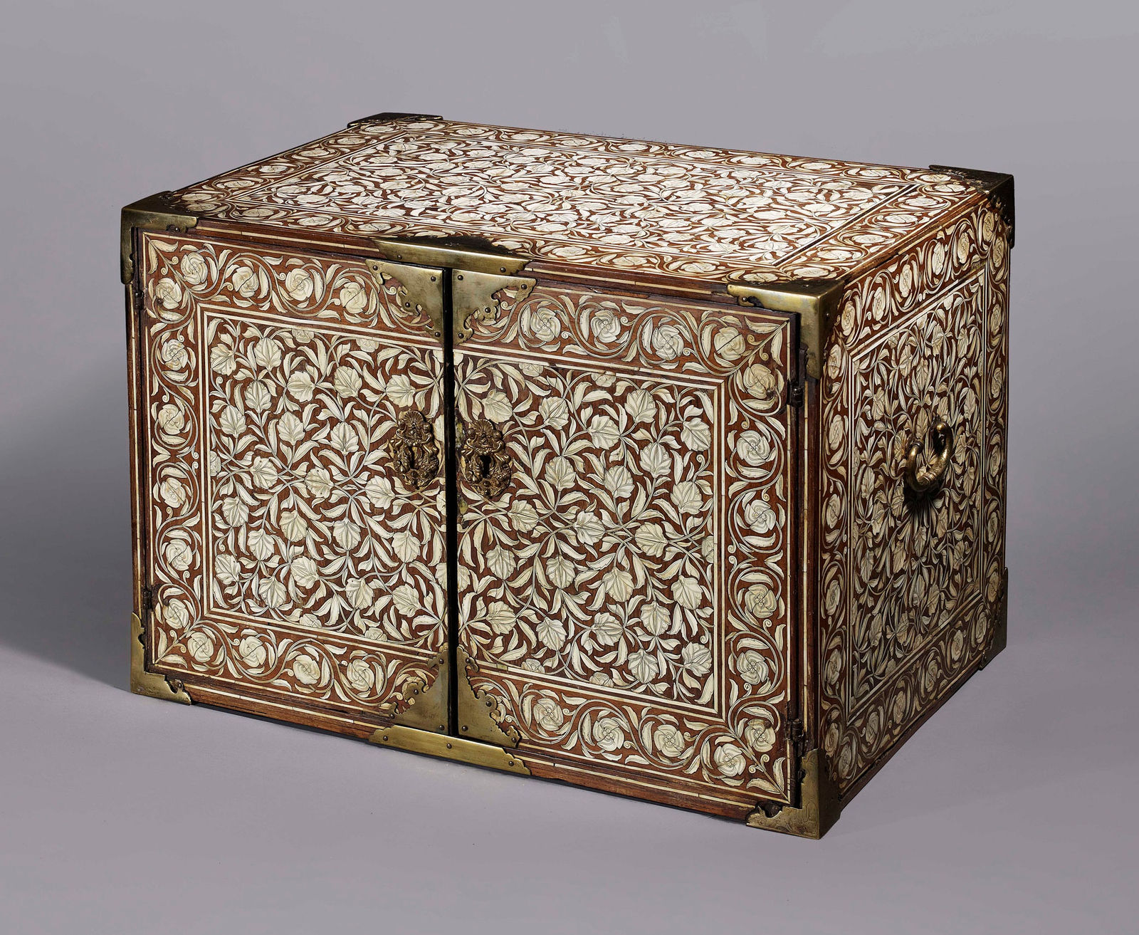 Cabinet with figurative Ivory Inlay, India, Gujarat or Deccan, for export to Europe, c. 1700