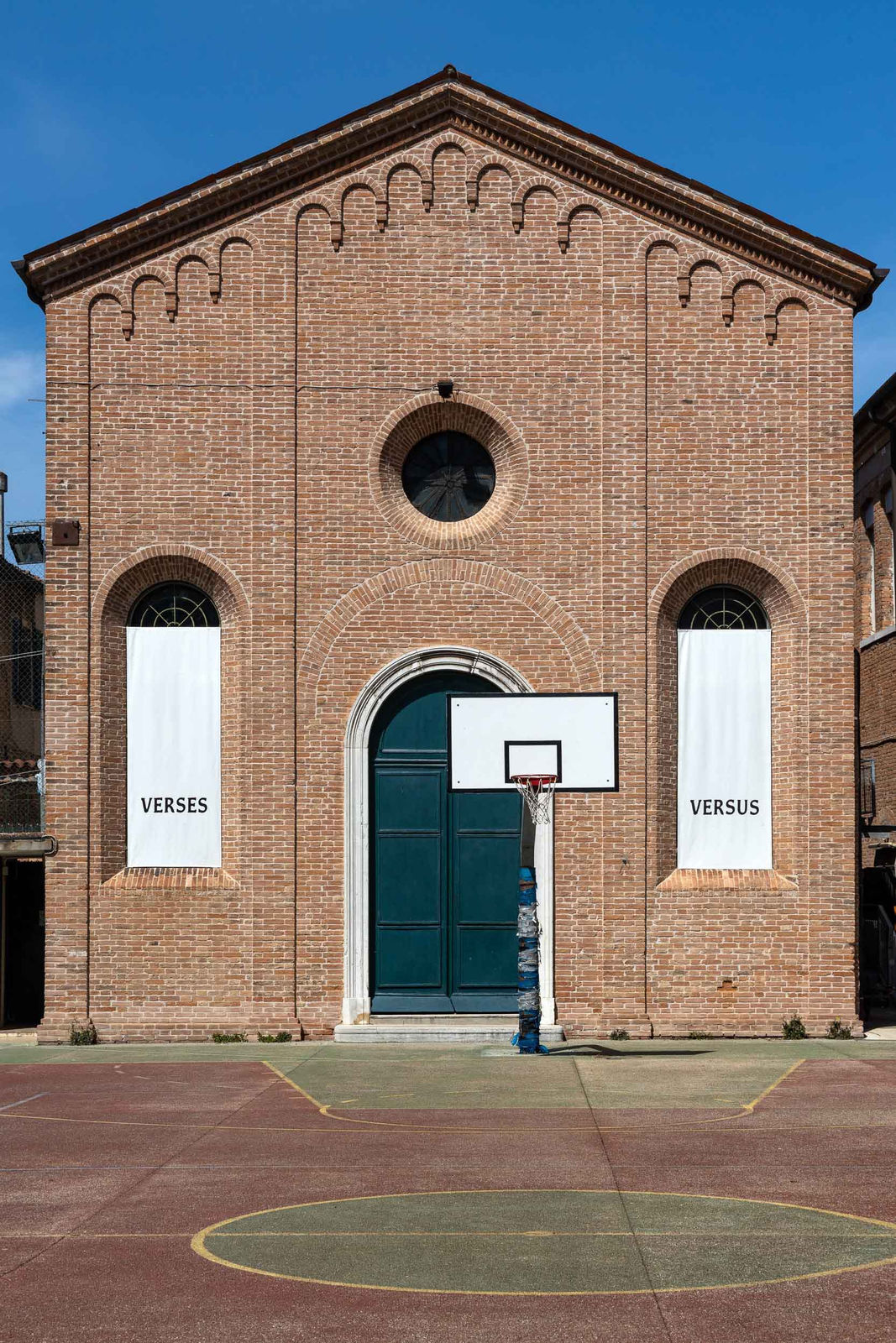 Fiona Banner aka The Vanity Press, Verses Versus, 2022 Printed banners. Diptych, 300 × 112 cm each. Installation view, Patronato...