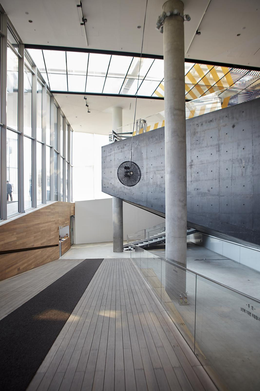 Parliament of possibilities, Samsung Museum of Art, Seoul, 2016 Photo: Hyunsoo Kim, Courtesy of Studio Olafur Eliasson