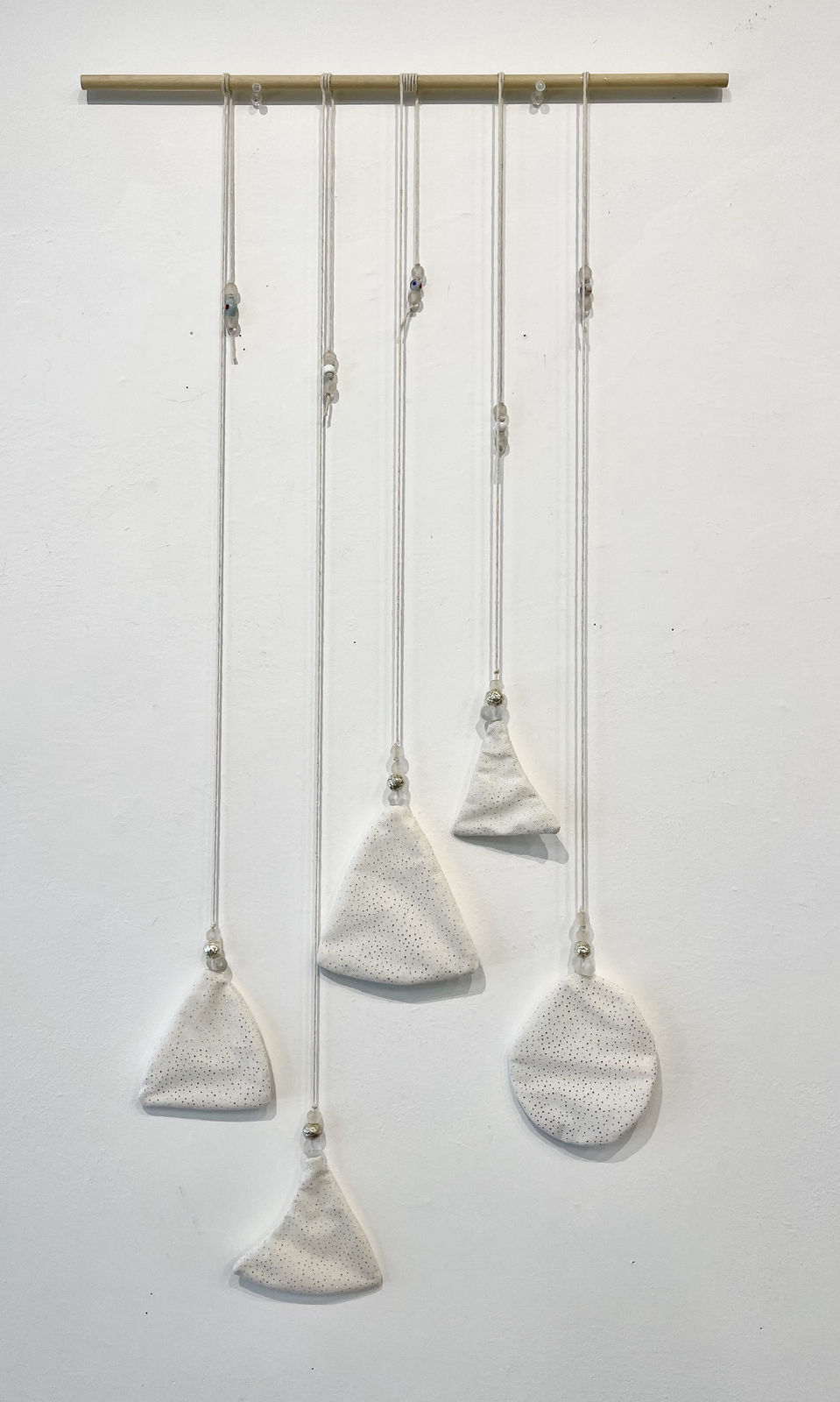 Beanie Kaman, Crystals, 2022