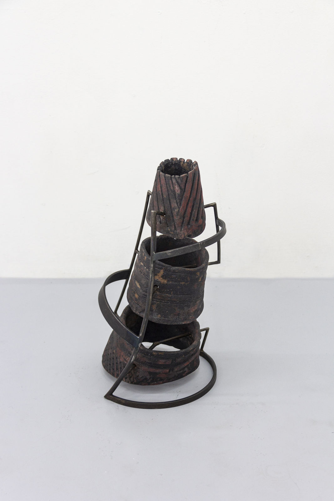 Yeni Mao, fig 31.4 hull and echo, 2024