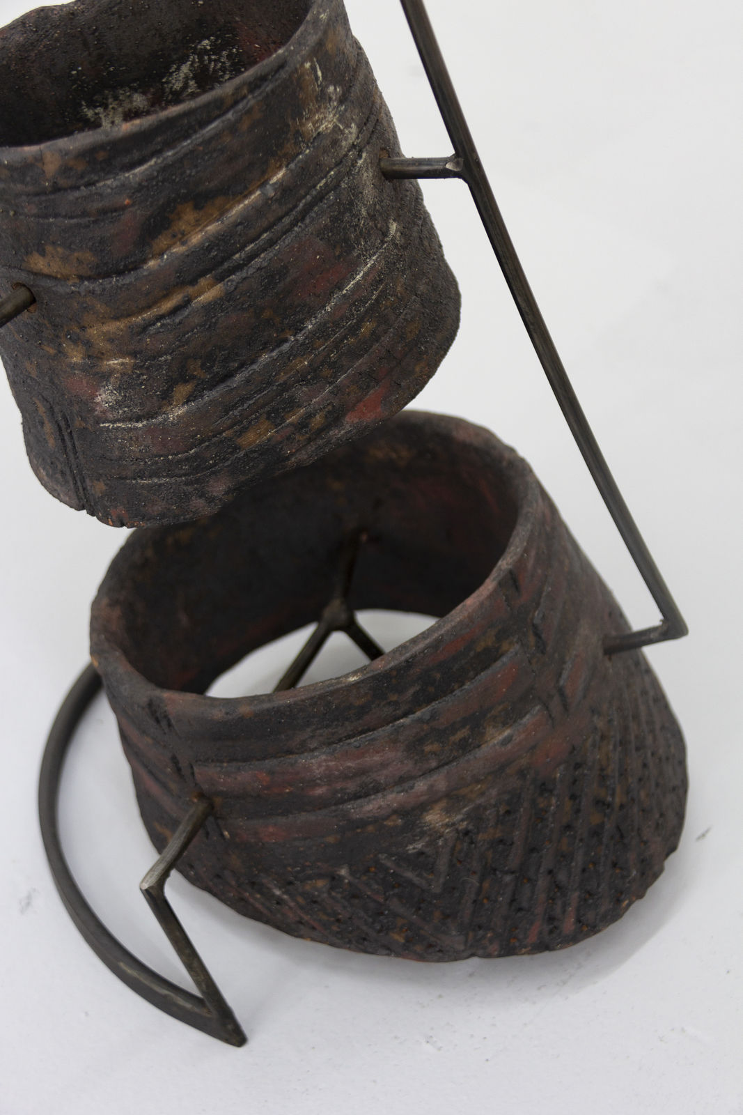 Yeni Mao, fig 31.4 hull and echo, 2024