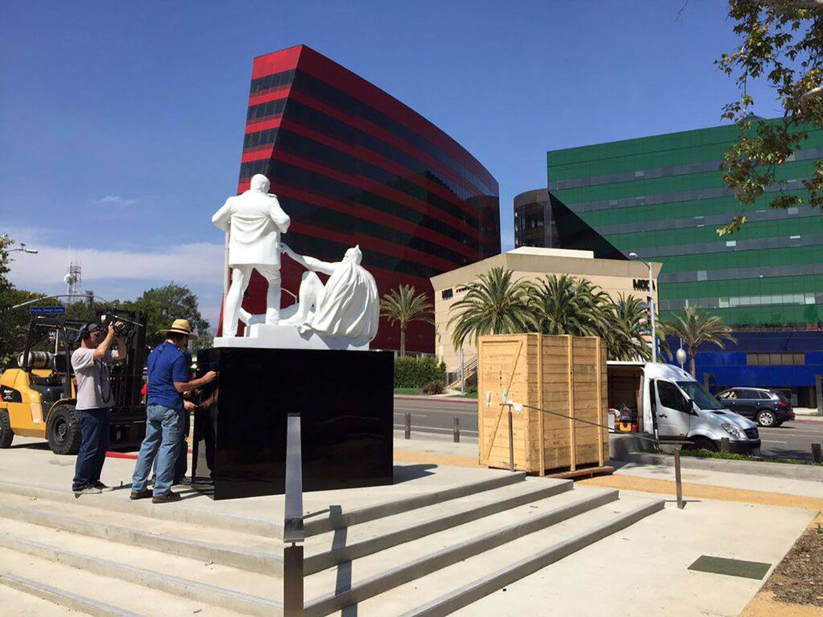 West Hollywood Public Installation next to MOCA and The Pacific Design Centre, 2015