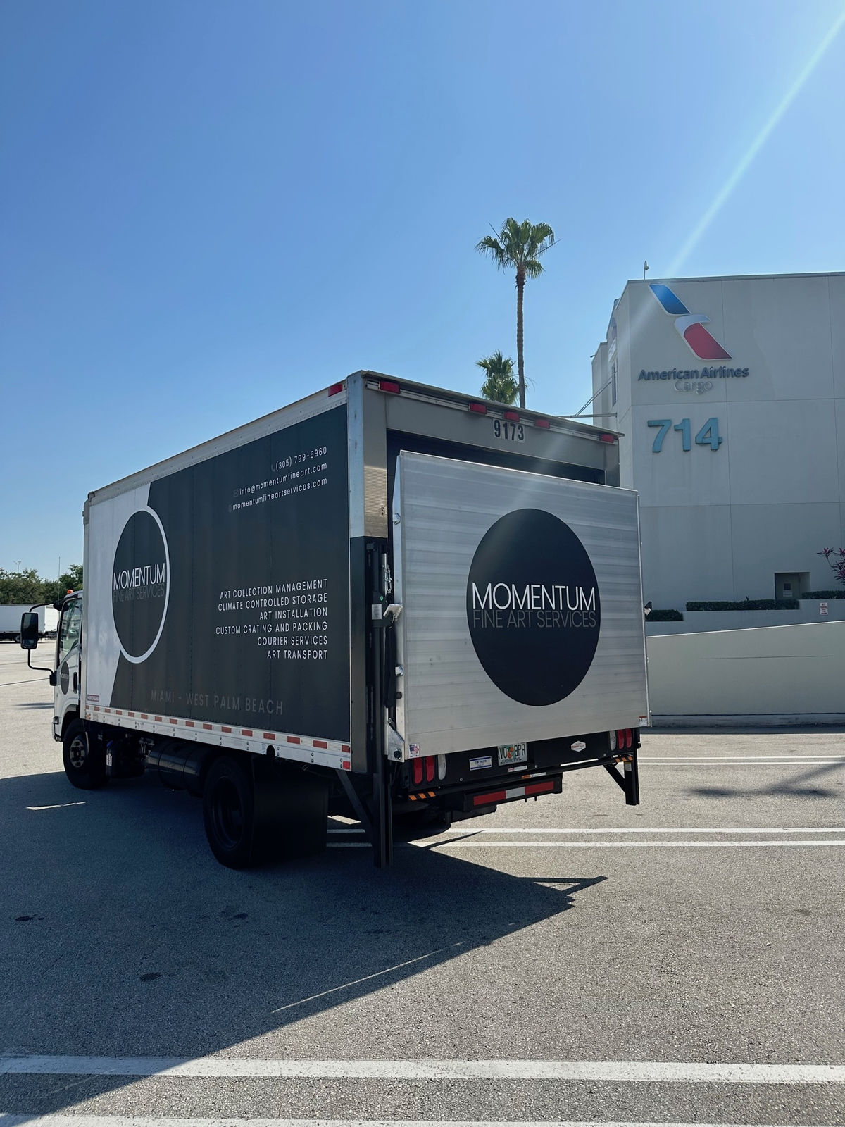 TRANSPORT & DELIVERY