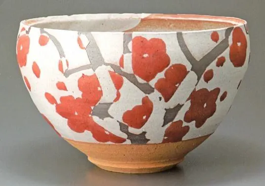 Mochizuki Shū, Large Bowl “Plum” , 2017