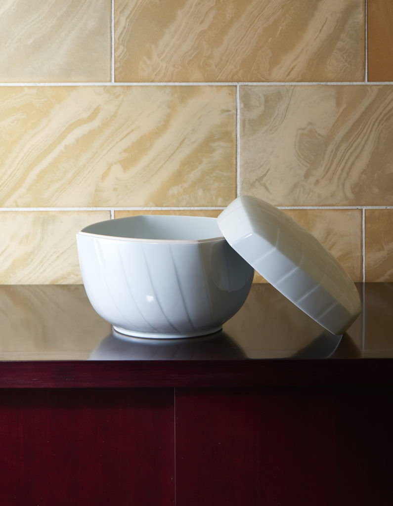 Peter Hamann, Blue-White Porcelain Box with Geometric Pattern, 2016