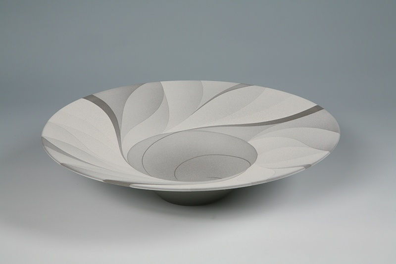 Tsuruta Yoshitaka, Large Bowl Monochrome Work 31, 2012