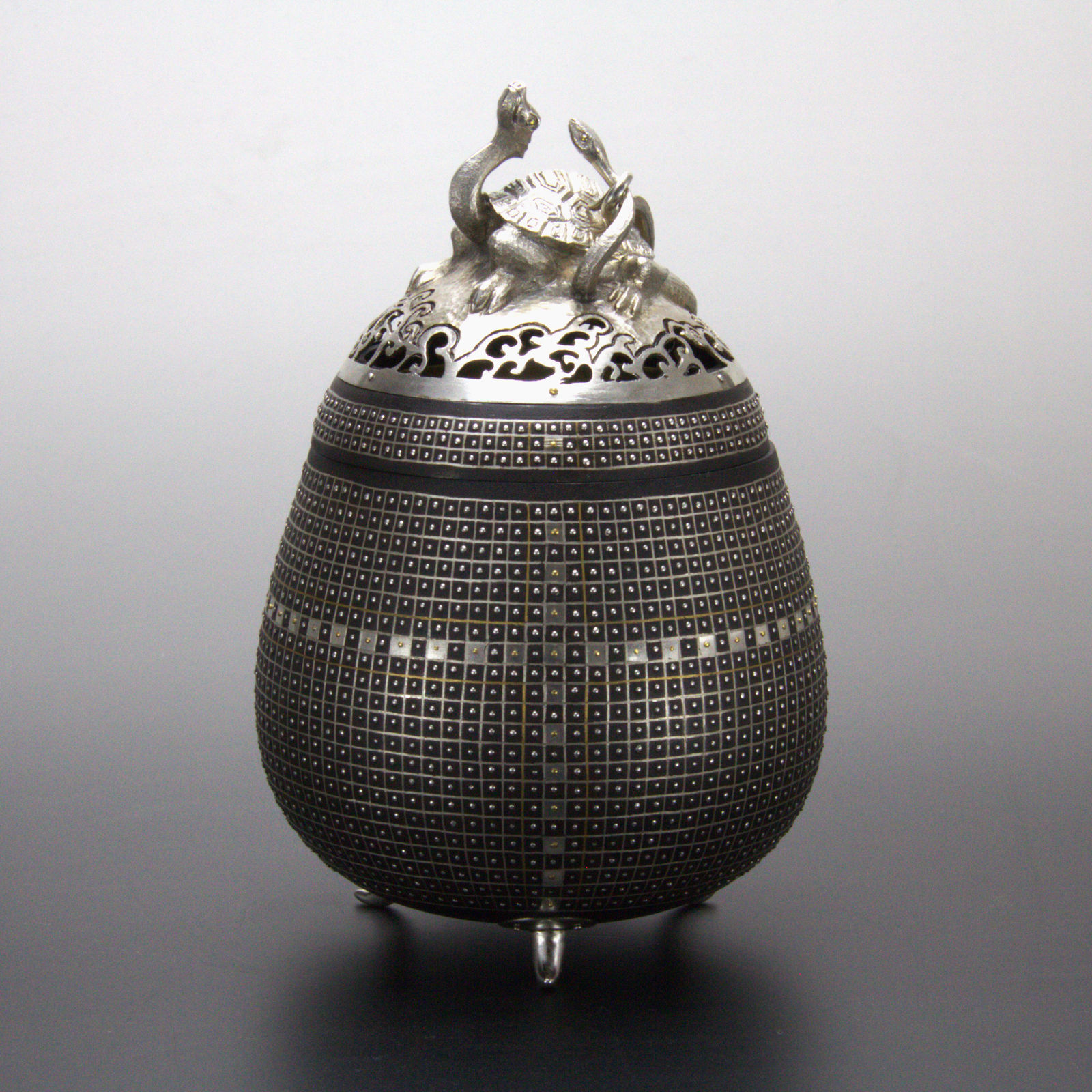 Hara Satoshi , Incense Burner with Nanako Inlay “Genbu” (Black Tortoise), 2019