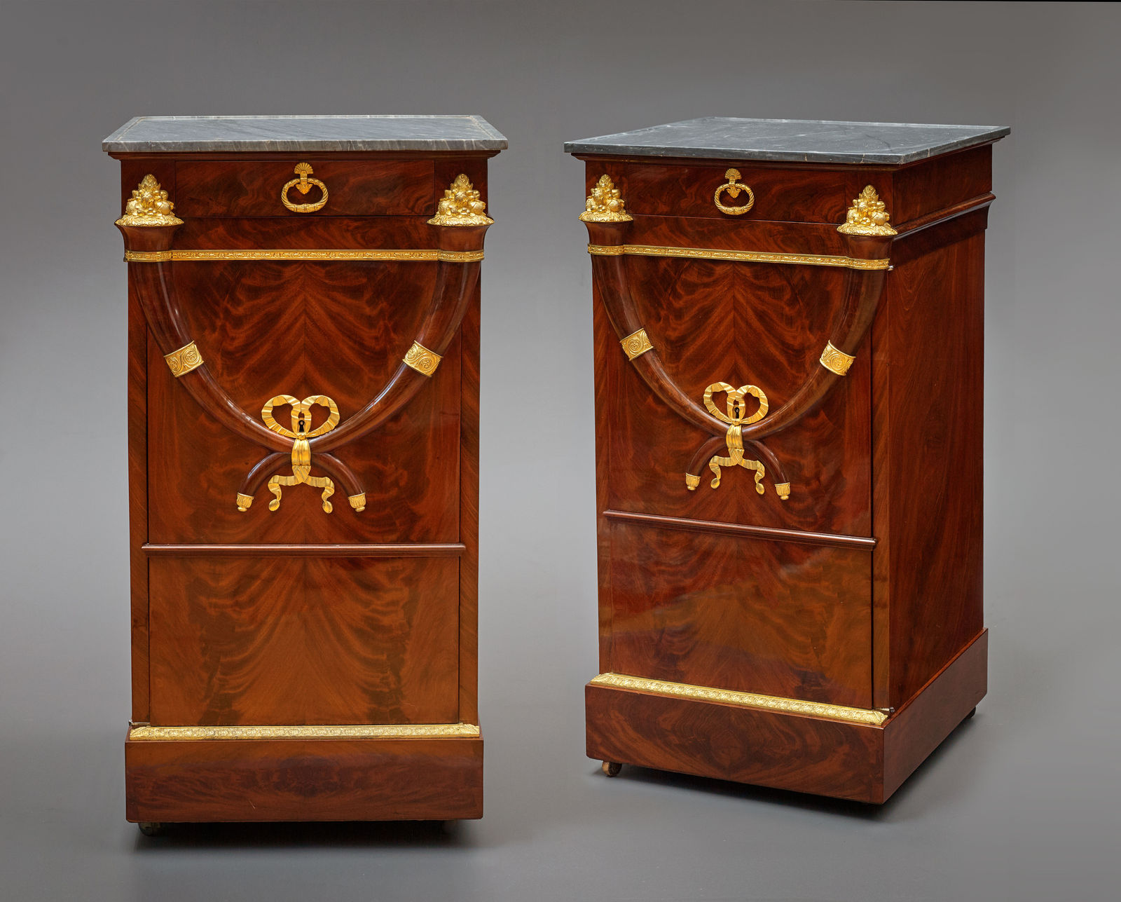 Jacob Frères (attributed to), A pair of Directoire somnos attributed to Jacob Frérès, Paris, date circa 1800
