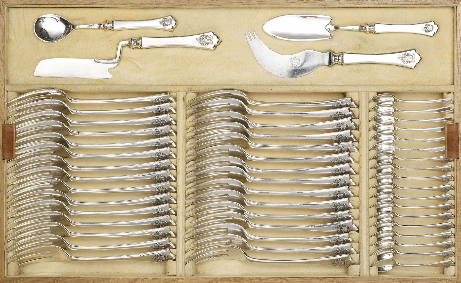 Carl Fabergé , A Russian canteen of cutlery by Carl Fabergé, Moscow, dated 1893