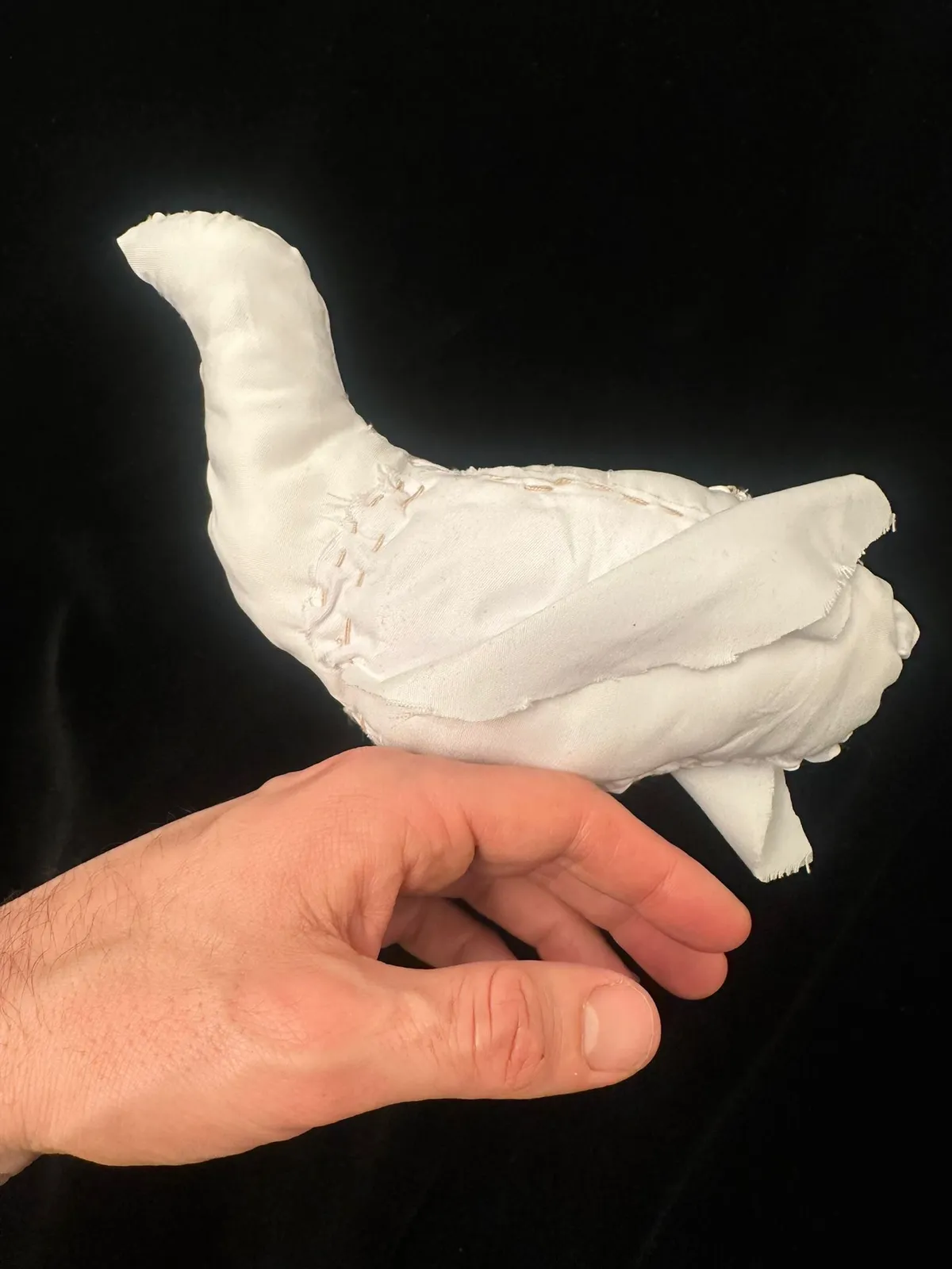 Gold, 2025. Photography taken in New York by Clara Melchiorre