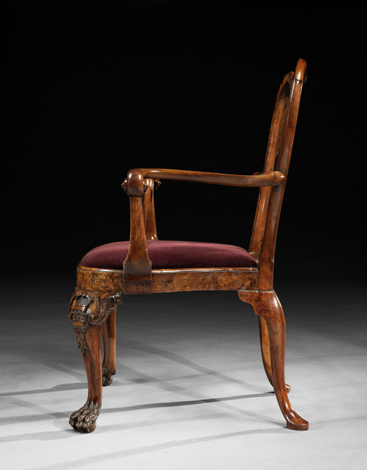 A PAIR OF GEORGE II WALNUT AND BURR WALNUT ARMCHAIRS, ENGLISH, CIRCA 1735