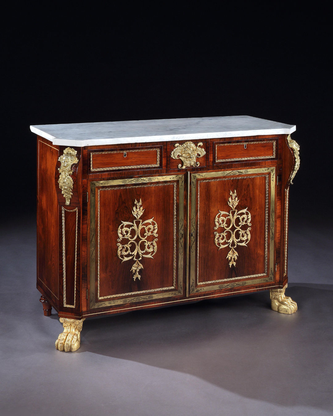A PAIR OF REGENCY ROSEWOOD SIDE CABINETS, English, circa 1815