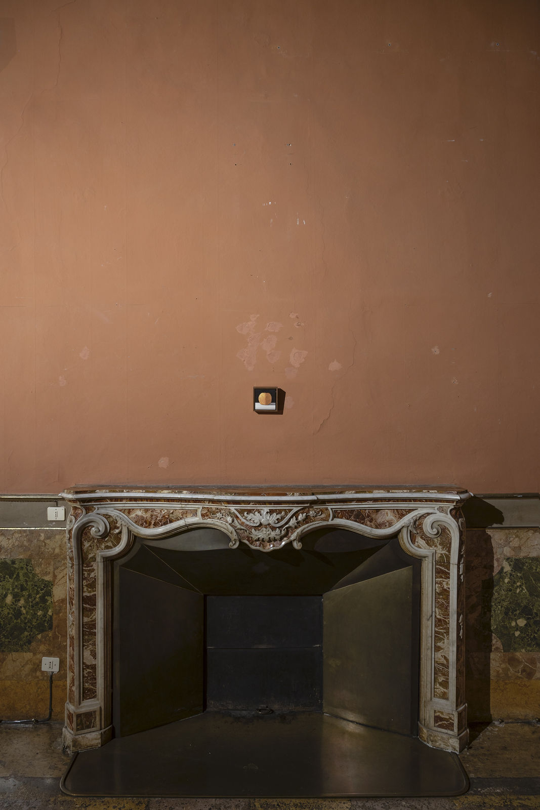 Max Xeno Karnig, Apple, 2025