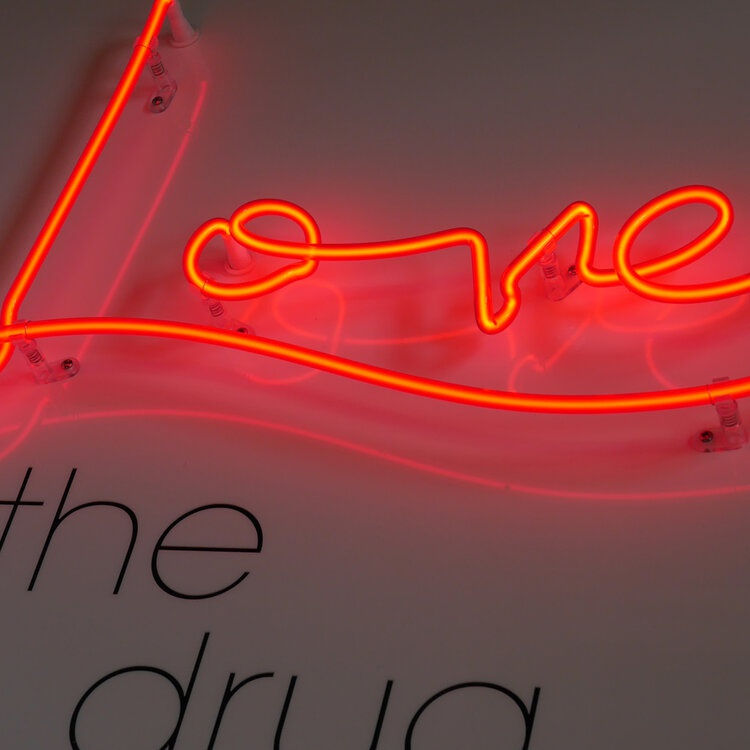 Keith Haynes, LOVE IS THE DRUG ( NEON)