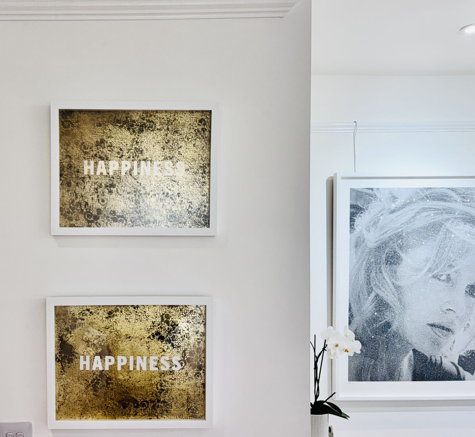 Bella Wild, HAPPINESS (White)