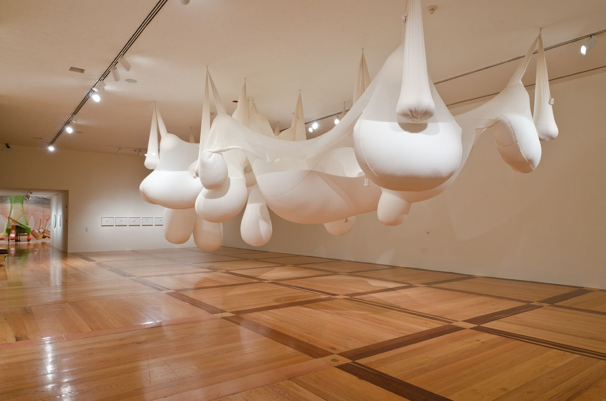 Hanging fabric installation