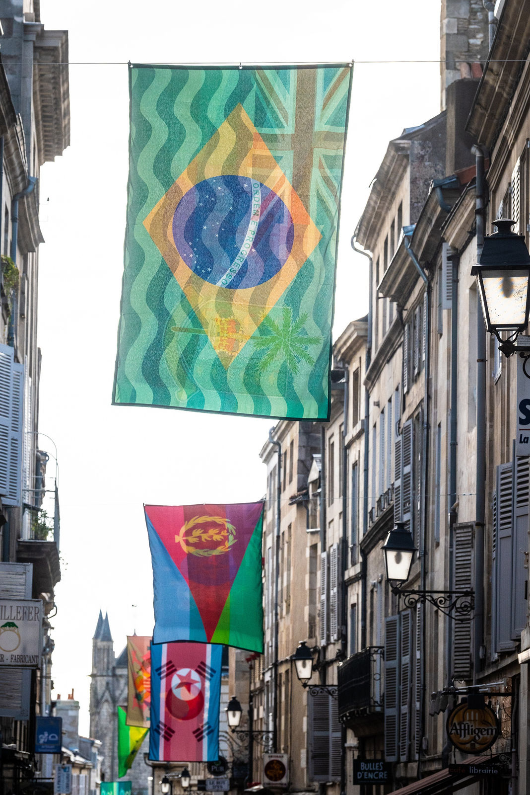 Installation view of Kimsooja: Traversées\Kimsooja.