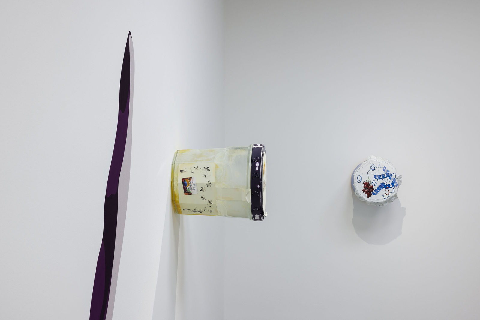 Installation image of Magali Reus: Off Script.