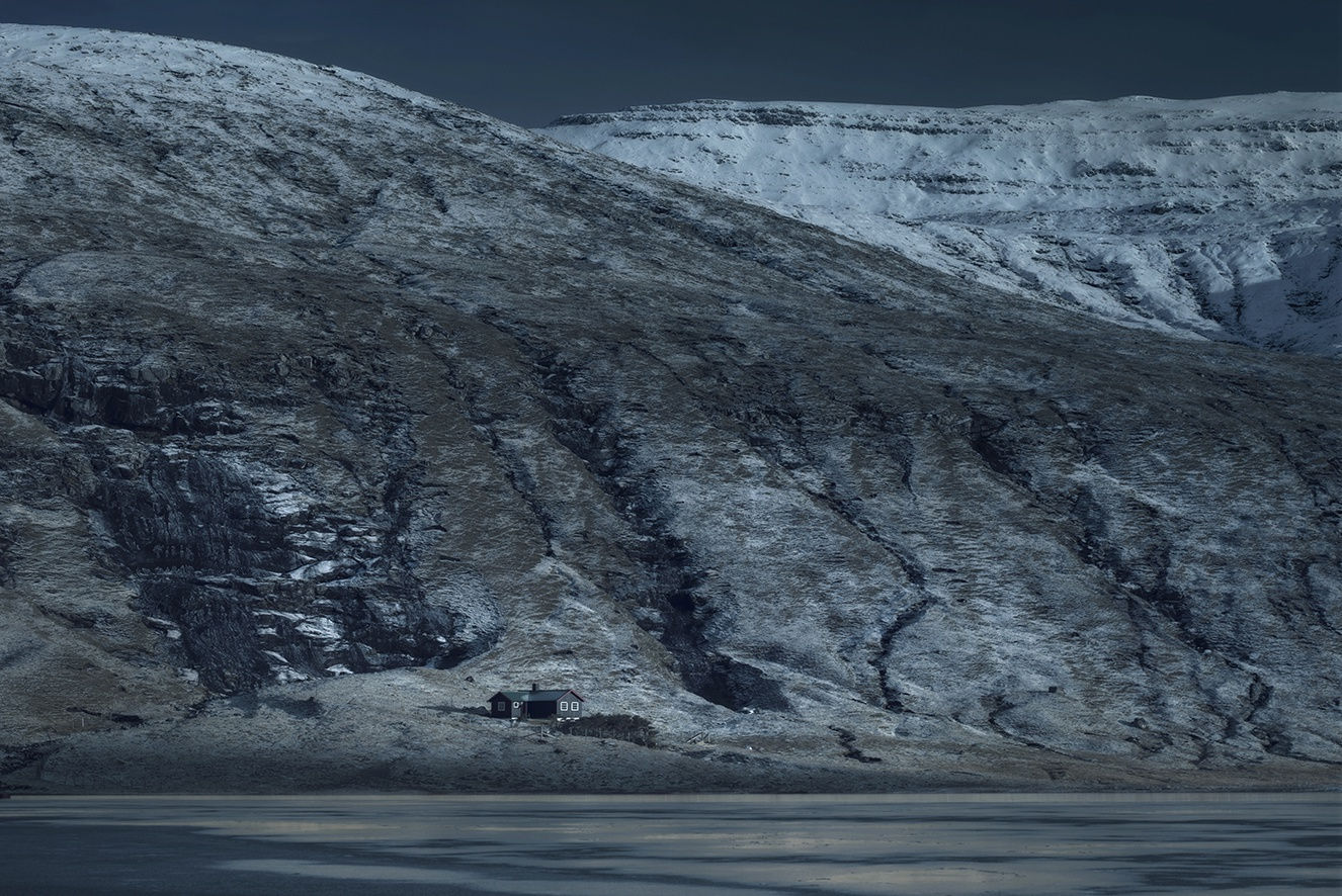 Erik Hijweege, West of the Moon