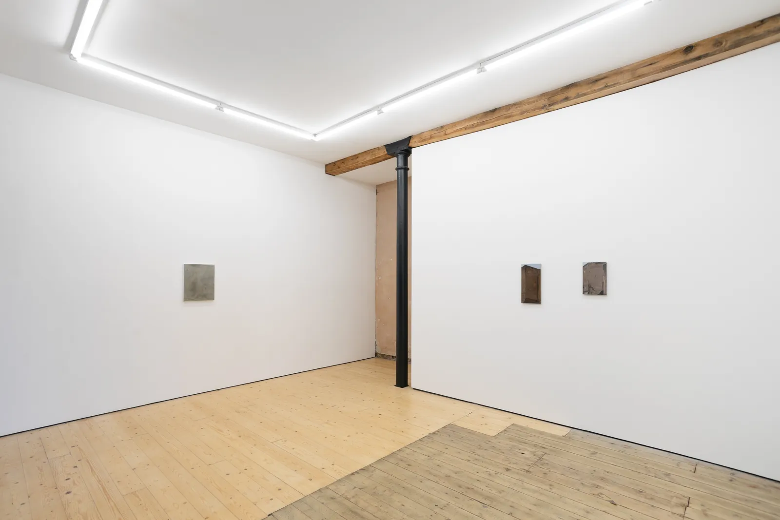 Installation view, Michele Tocca, SeaWall, in collaboration with David Schutter, A-M-G5, Glasgow