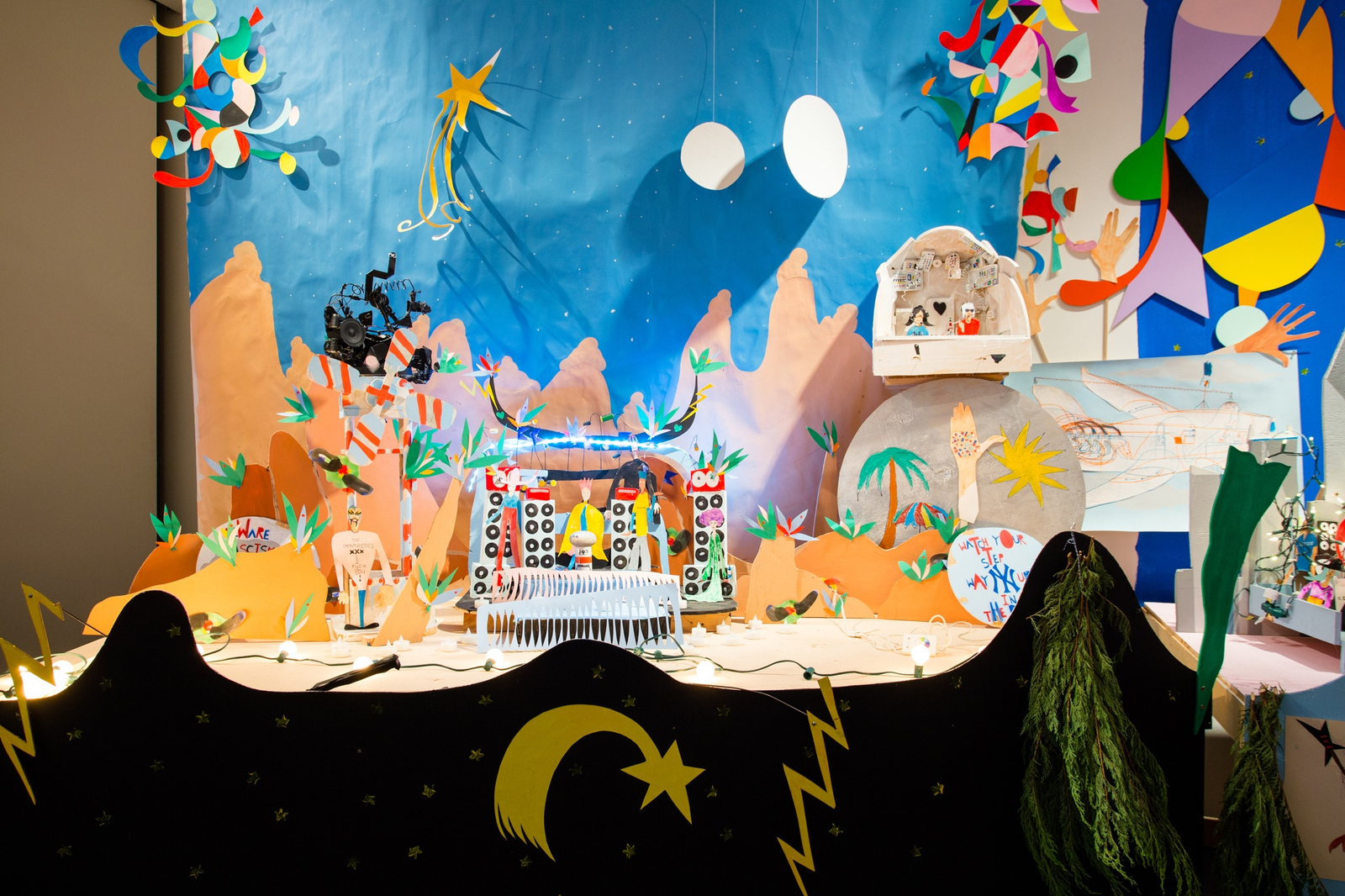 <div class="image_caption_container"><div class="image_caption"><p>Exhibition view, </p><p><strong>Ladies and Gentlemen, Meet the Dramatics</strong>, Museum of Contemporary Art, Denver, 2016</p><p>© MCA Denver</p></div></div>