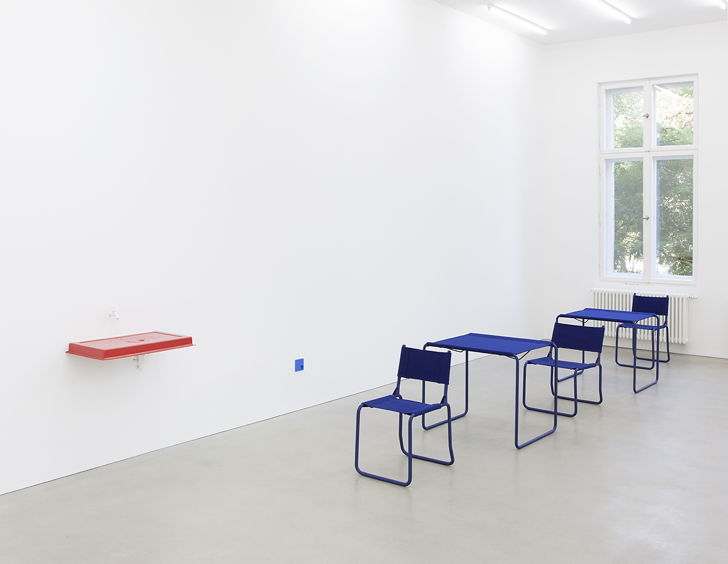 <div class="image_caption_container"><div class="image_caption"><p>Exhibition view,</p><p><strong>days, between placing and displacing</strong>, 2014</p><p>© Andrea Rossetti</p><p> </p></div></div>