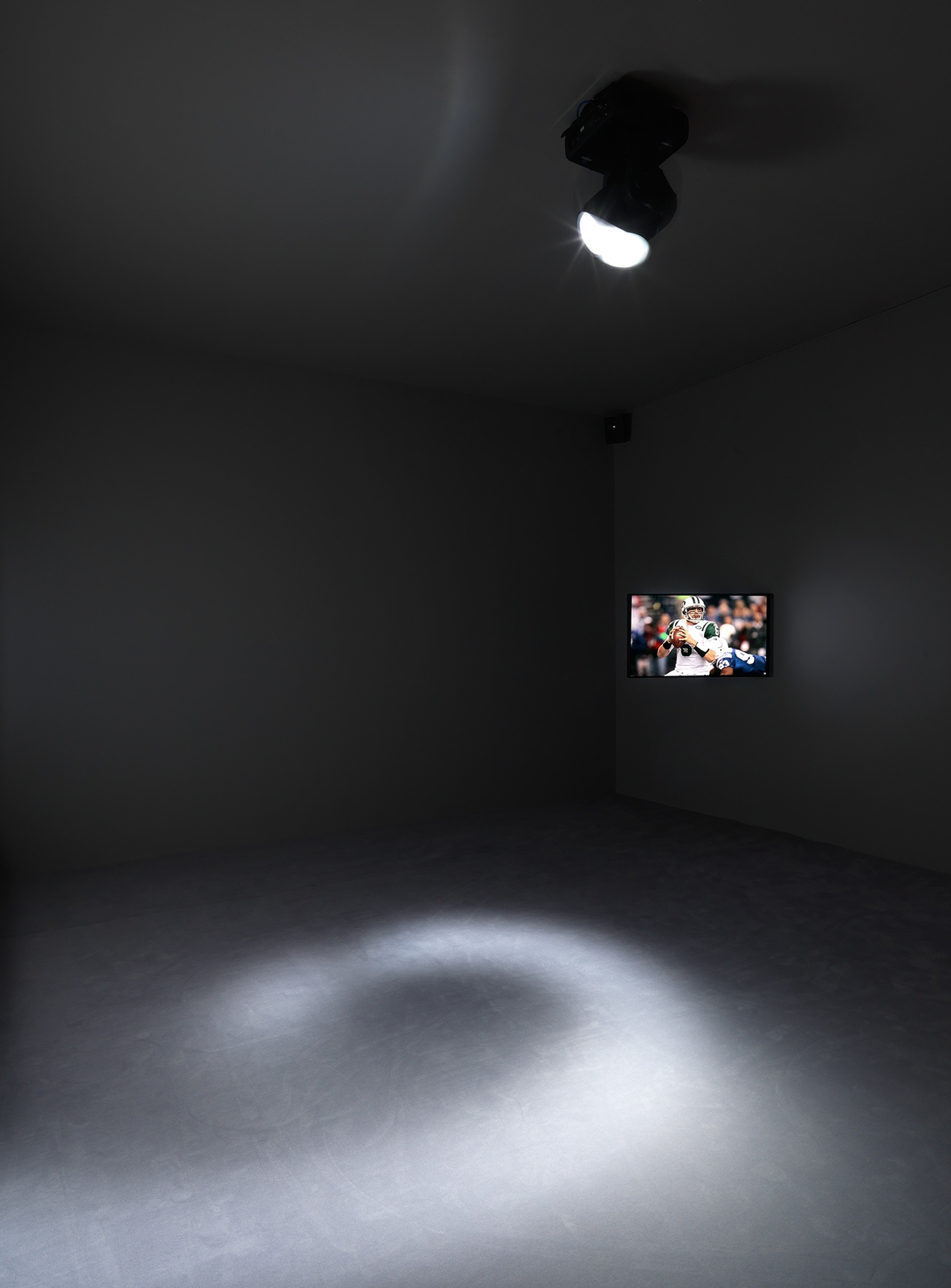 <div class="image_caption_container"><div class="image_caption"><p>Exhibition view,&nbsp;</p><p><strong>New Collisions in Culturefield</strong>, JG 2011</p><p>&copy; Jens Ziehe</p></div></div>