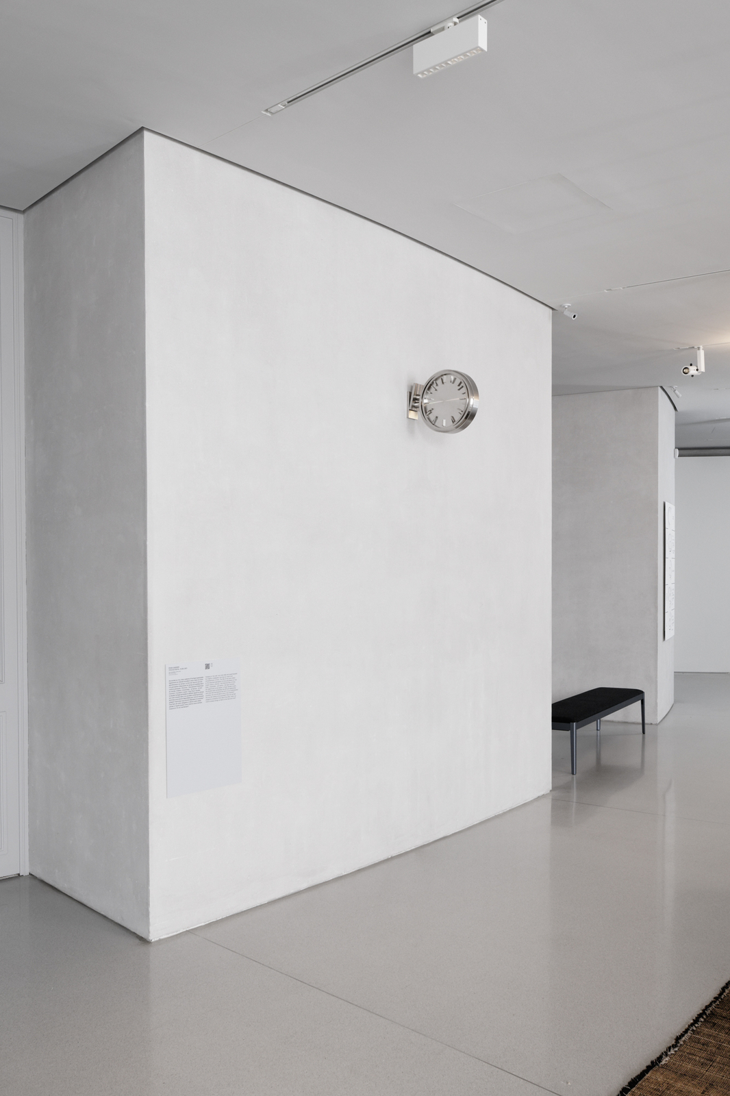 <div class="image_caption_container"><div class="image_caption"><p class="p1"><span class="s1">Ryan Gander, </span><span class="s1"><strong>Chronos Kairos, 14.58</strong>, 2021, s</span><span class="s1">tainless steel, </span><span class="s1">44 × 31,5 × 8,8 cm. </span><span class="s1">© Ryan Gander / Adagp, Paris, 2022</span></p><p class="p1"><span class="s1">Photo: Aurélien Mole. Courtesy Pinault Collection</span></p><p class="p2"> </p></div></div>