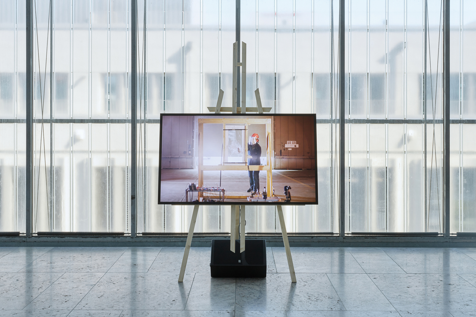 <div class="image_caption_container"><div class="image_caption"><p>Exhibition view: <strong>Hito Steyerl. The City of Broken Windows</strong>, Museum der bildenden Künste Leipzig, 2023, Photo: Alexander Schmidt/Punctum</p></div></div>