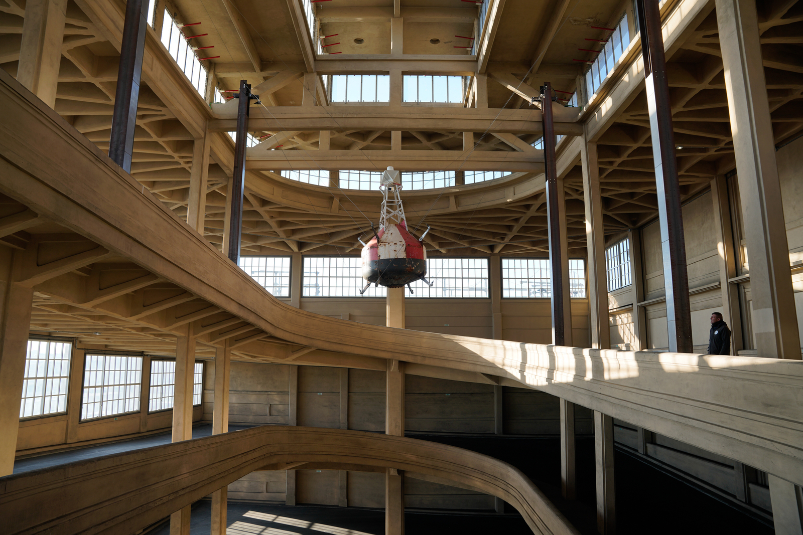 <div class="image_caption_container"><div class="image_caption"><p>Exhibition view: <strong>Die Mimik der Tethys, </strong>Julius von Bismarck, La Pista 500, Pinacoteca Agnelli (2023). Photo © Sebastiano Pellion di Persano</p></div></div>