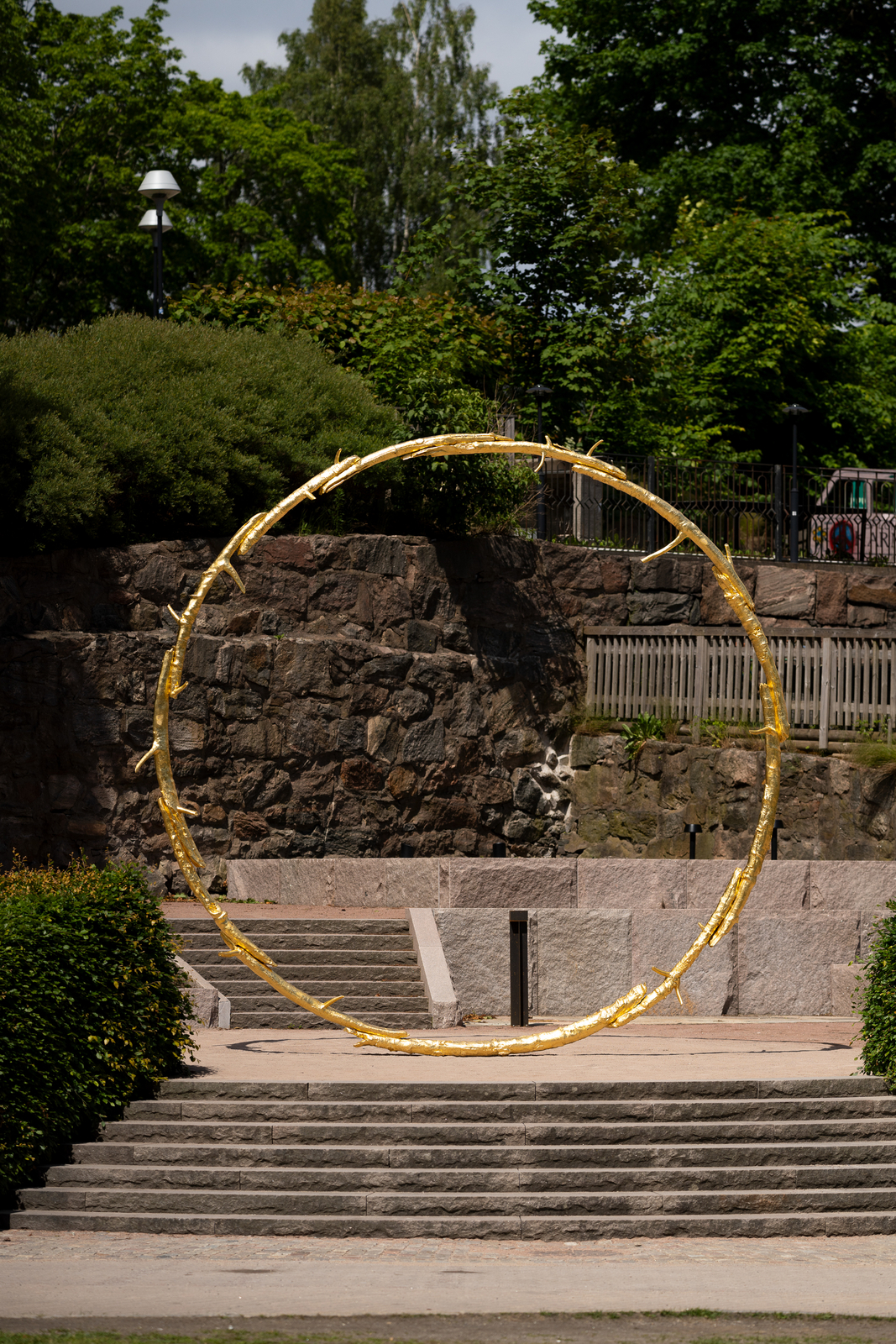 <div class="image_caption_container"><div class="image_caption"><p>Ugo Rondinone, <b>the sun</b>, 2022, gilded bronze, ø 500 cm. Exhibition view: Borås Art Biennial, 2024. Photo © Hendrik Zeitler</p></div></div>