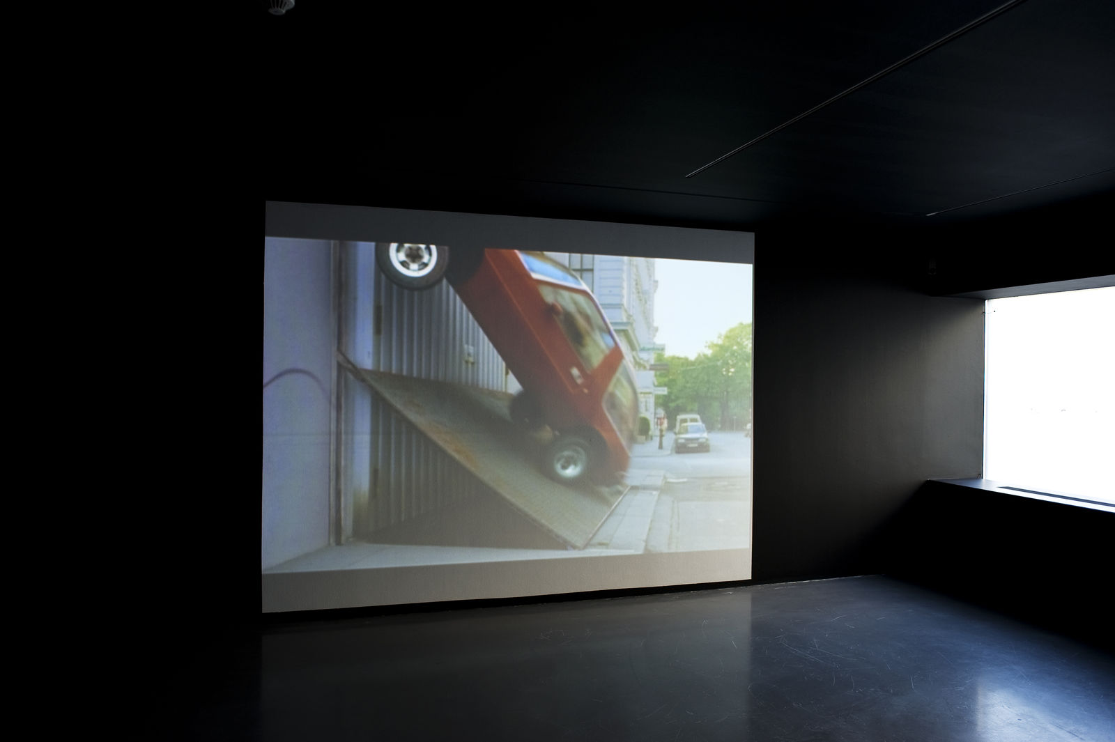 Erwin Wurm: Tell, Galerie Thaddaeus Ropac Salzburg, 2007