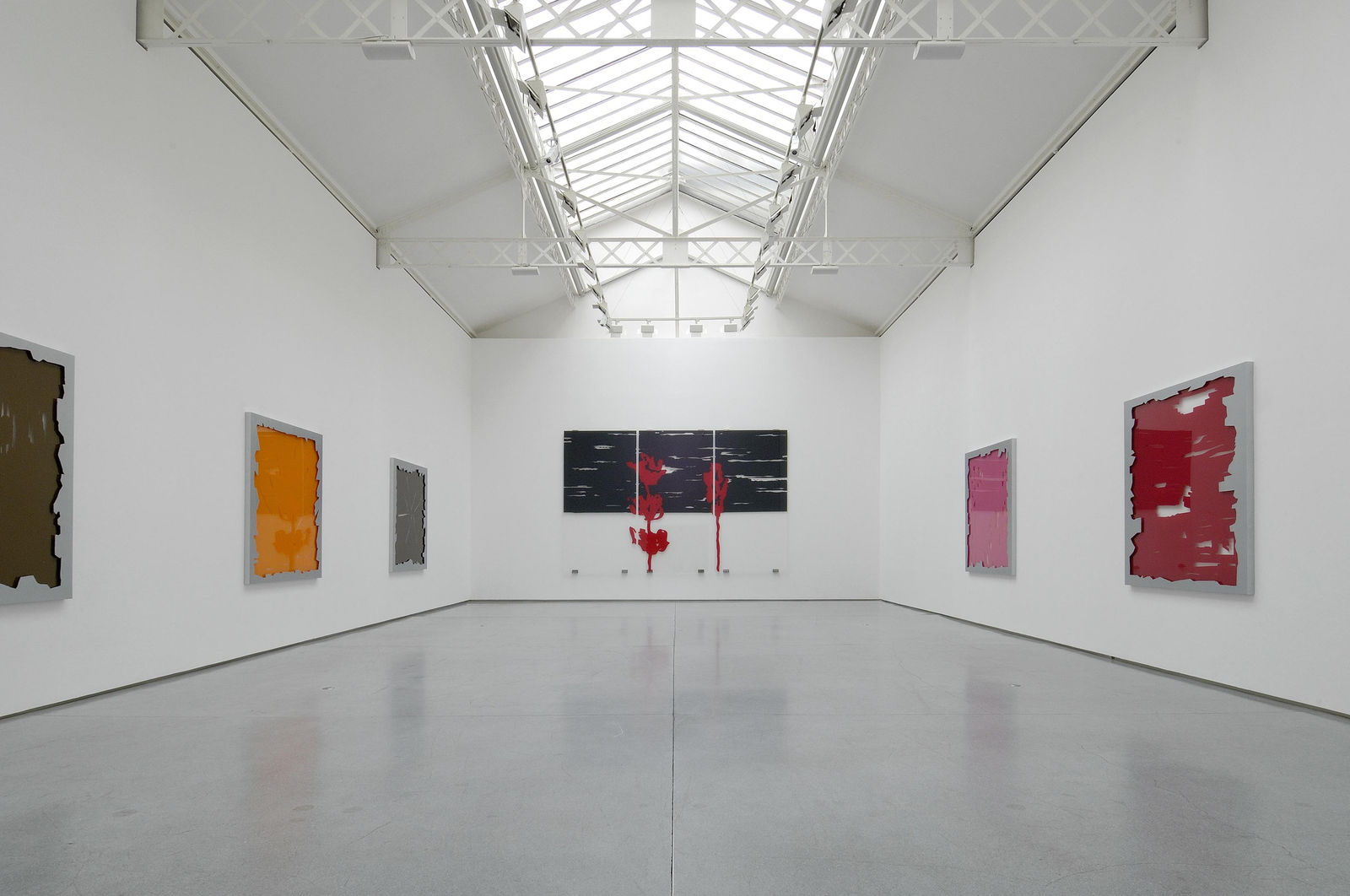 Jean-Marc Bustamante: Perfect Dreams, Galerie Thaddaeus Ropac Paris Marais, 2006