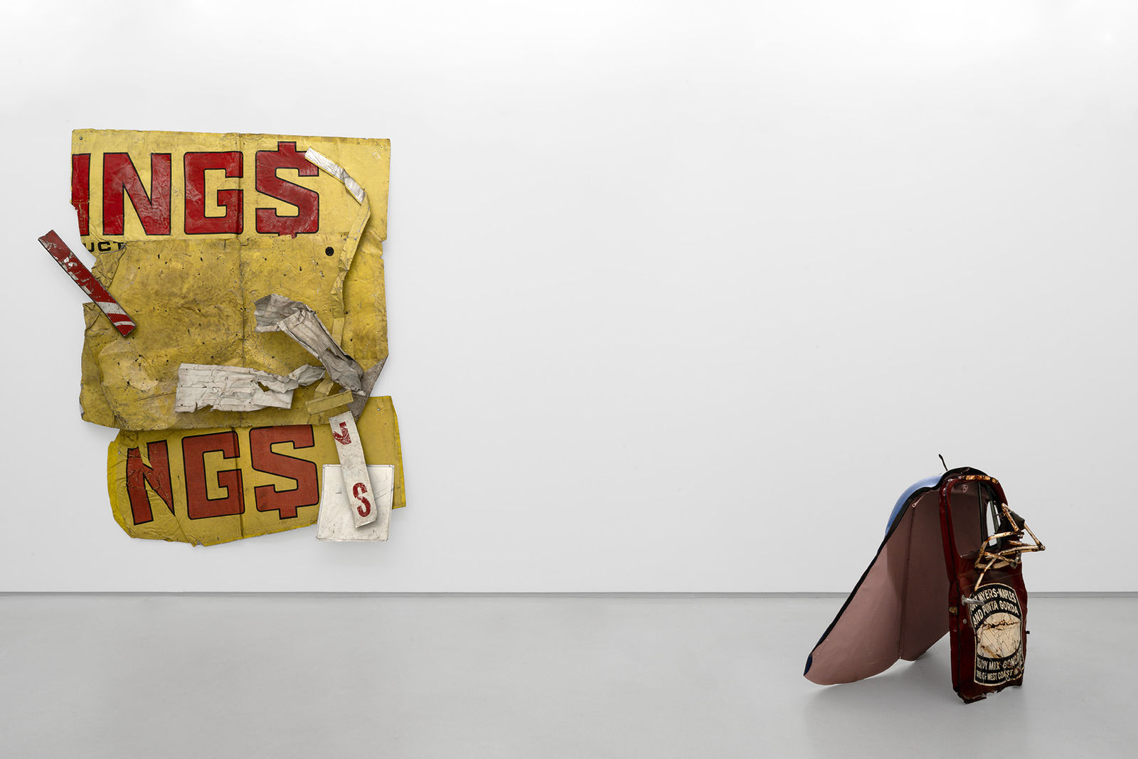 Robert Rauschenberg: Gluts 9 Standout Solo Gallery Shows to See in Paris